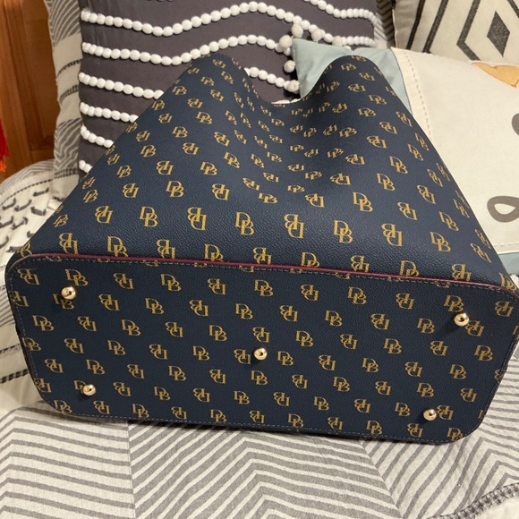 Dooney & Bourke Gretta Brenna Satchel NWT - Navy - Picture 3 of 6